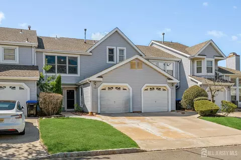 118 Magee Ct, East Brunswick, NJ 08816