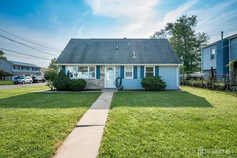 530 Wood Ave, Iselin, NJ 08830