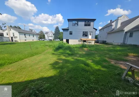 47 Boehmhurst Ave, Sayreville, NJ 08872