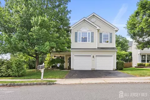 1 Inverness Dr, Manalapan, NJ 07726