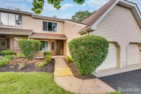 112 Nathan Dr, North Brunswick, NJ 08902