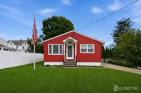 17 Petty Ave, East Brunswick, NJ 08816