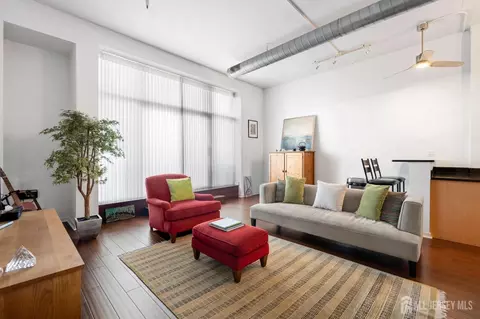 689 Luis Munoz Marin Blvd #1005, Jersey City, NJ 07310