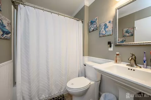 Bath - 72 Lawrence Dr, Hackettstown, NJ 07840 photo 1 of 1