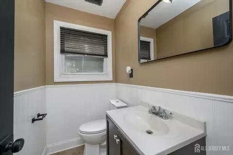 Entry Way - 72 Lawrence Dr, Hackettstown, NJ 07840 photo 3 of 3