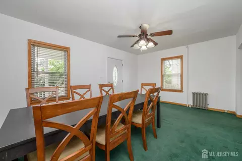 Dining - 328 Runyon Ave, Middlesex, NJ 08846 photo 3 of 3