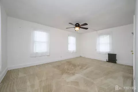 Bedroom - 328 Runyon Ave, Middlesex, NJ 08846 photo 3 of 8