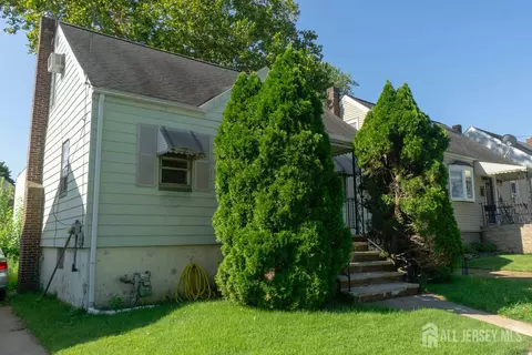 46 Southside Ave, South River, NJ 08882