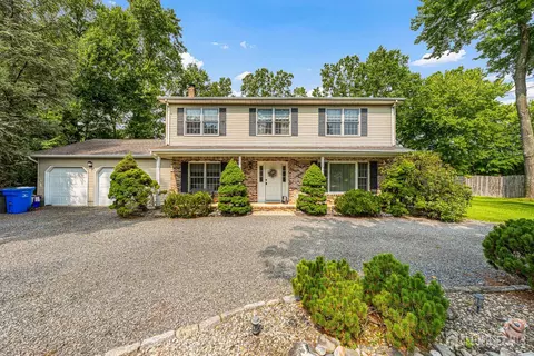 Exterior - 174 Cottrell Rd, Matawan, NJ 07747 photo 1 of 7