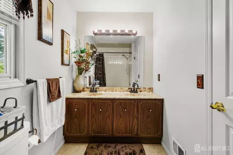 Bath - 174 Cottrell Rd, Matawan, NJ 07747 photo 2 of 5