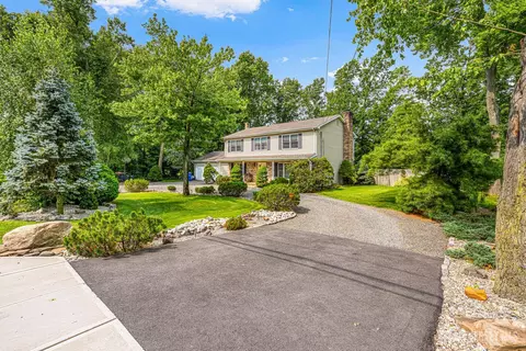 Exterior - 174 Cottrell Rd, Matawan, NJ 07747 photo 2 of 7