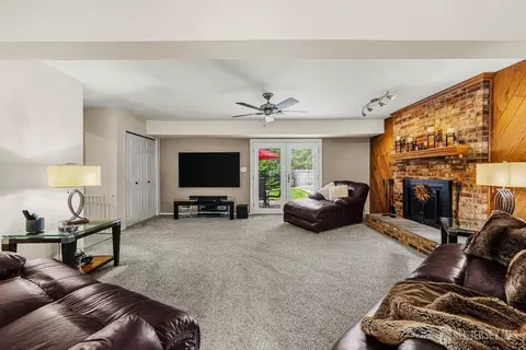 Living - 174 Cottrell Rd, Matawan, NJ 07747 photo 1 of 3
