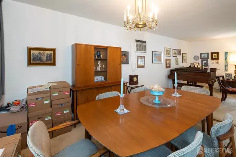 Dining - 36 Brookfall Rd, Edison, NJ 08817 photo 2 of 3
