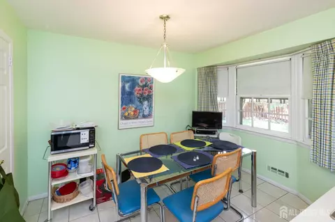 Dining - 36 Brookfall Rd, Edison, NJ 08817 photo 1 of 3