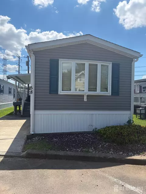 58 E Coddington Ave, Avenel, NJ 07001