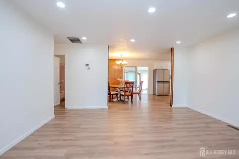 Living - 4 Hunterdon Ave, Monroe, NJ 08831 photo 4 of 5