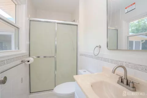 Bath - 4 Hunterdon Ave, Monroe, NJ 08831 photo 1 of 1