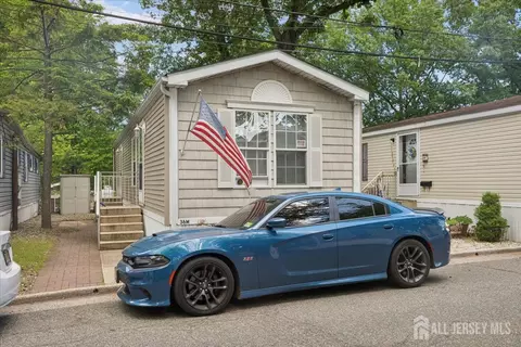 2505- Tri 36m Woodbridge Ave, Edison, NJ 08817