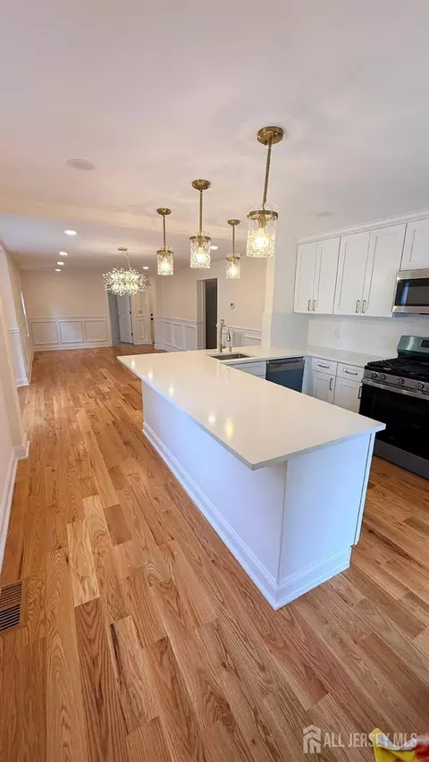 502 W Broad St, Westfield, NJ 07090