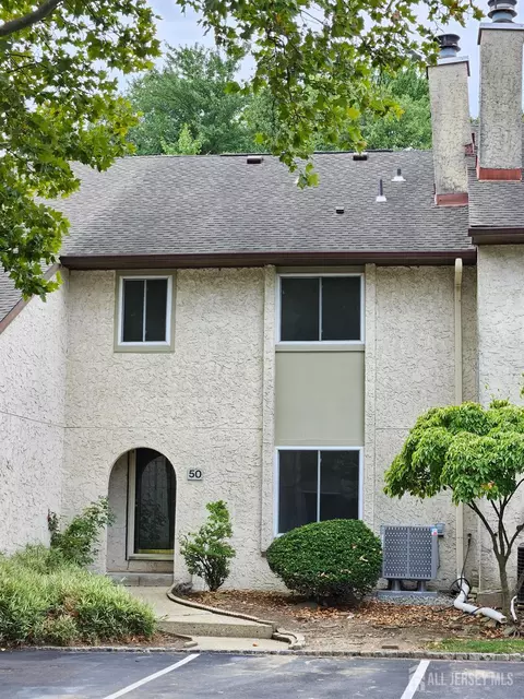 50 Thoreau Dr, Plainsboro, NJ 08536