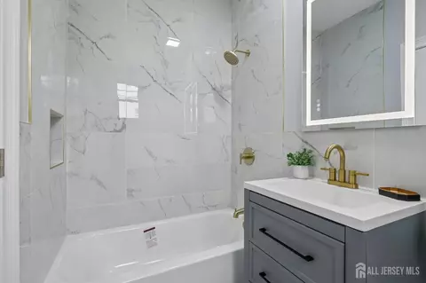 Bath - 239 Suttons Ln, Edison, NJ 08817 photo 3 of 9