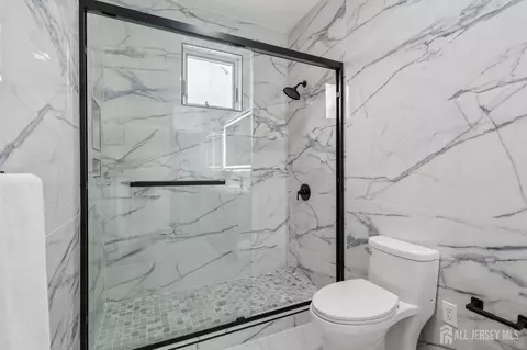 Bath - 239 Suttons Ln, Edison, NJ 08817 photo 7 of 9