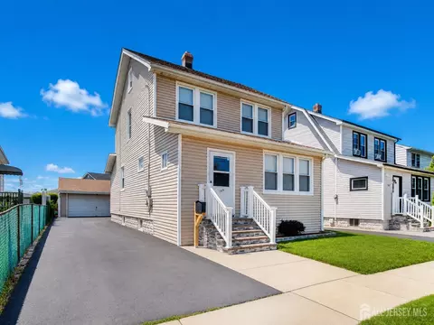 165 Randolph St, Carteret, NJ 07008