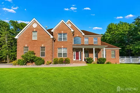 10 Altori Ct, Little Egg Harbor, NJ 08087