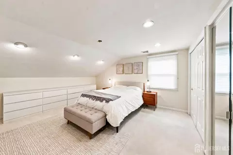 Bedroom - 9 Meyer Rd, Edison, NJ 08817 photo 2 of 8