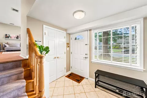 Entry Way - 9 Meyer Rd, Edison, NJ 08817 photo 2 of 5