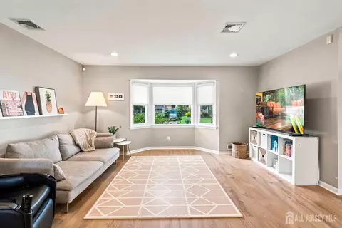 Living - 9 Meyer Rd, Edison, NJ 08817 photo 4 of 4