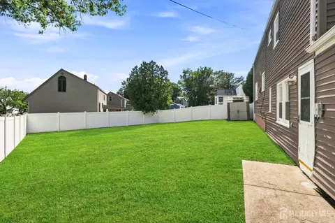 Exterior - 9 Meyer Rd, Edison, NJ 08817 photo 4 of 9