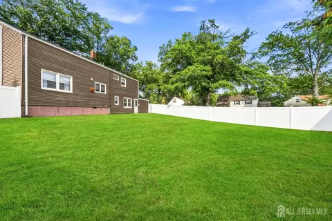 Exterior - 9 Meyer Rd, Edison, NJ 08817 photo 6 of 9
