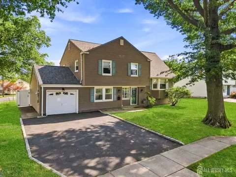 Exterior - 9 Meyer Rd, Edison, NJ 08817 photo 2 of 9