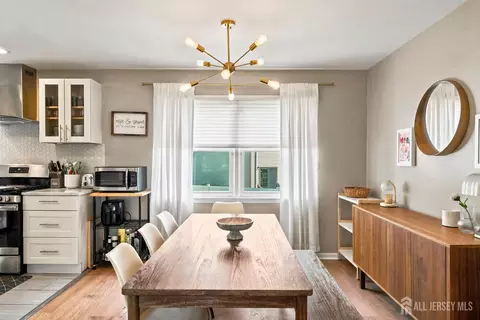 Dining - 9 Meyer Rd, Edison, NJ 08817 photo 2 of 2