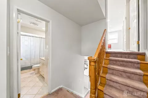 Entry Way - 9 Meyer Rd, Edison, NJ 08817 photo 5 of 5