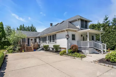 133 Summerhill Rd, Spotswood, NJ 08884