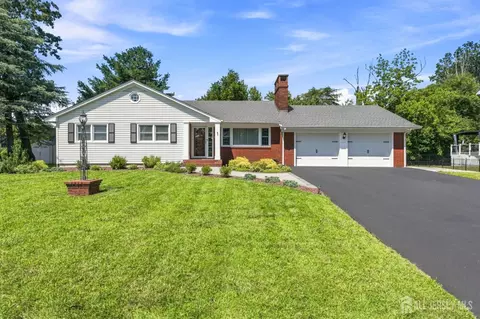 1 Frank Ave, Sayreville, NJ 08872