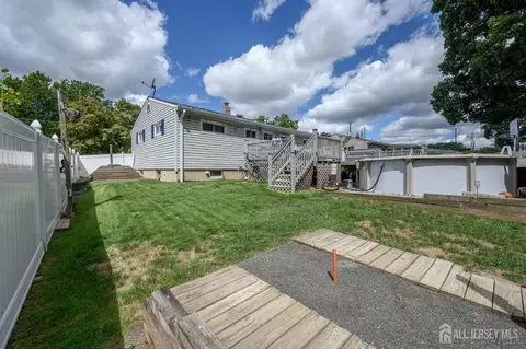 Exterior - 25 Brookside Rd, Edison, NJ 08817 photo 8 of 10