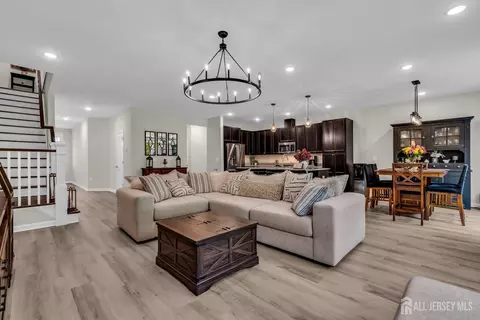715 Fremont Dr, Manalapan, NJ 07726