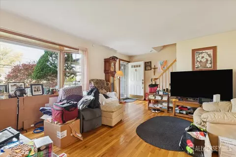 Other - 28 Debra Pl, Sewaren, NJ 07077 photo 3 of 11