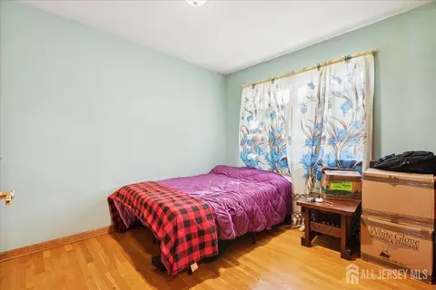 Bedroom - 28 Debra Pl, Sewaren, NJ 07077 photo 1 of 2