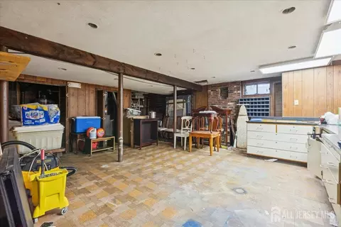 Entry Way - 28 Debra Pl, Sewaren, NJ 07077 photo 2 of 2