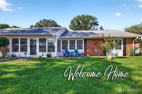 976 Aberdeen Dr, Lakewood, NJ 08701