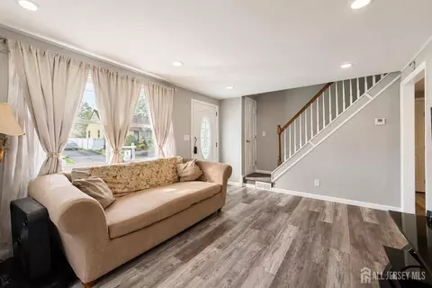 Entry Way - 193 Old Rd, Sewaren, NJ 07077 photo 5 of 6