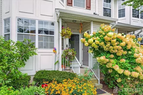 1008 Blossom Cir, South Brunswick, NJ 08810