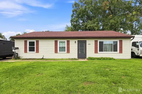 853 Grove Ave, Laurence Harbor, NJ 08879