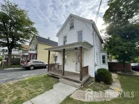 11 William St, South River, NJ 08882