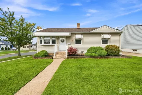 73 George St, Carteret, NJ 07008