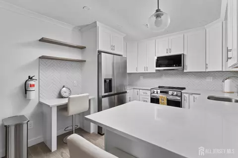 Kitchen - 274 Convent Rd #B, Monroe, NJ 08831 photo 1 of 3
